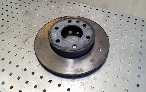 Mercedes-Benz Sprinter W906 Front brake disc
