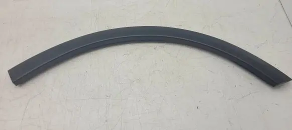 Tesla Model X Rear arch trim 104589500D 1045895-00-D 1045895