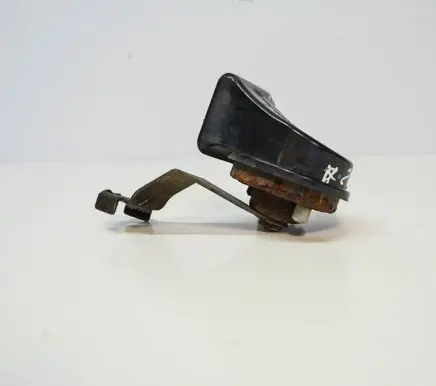 Volkswagen Jetta VI Horn signal 5C0951182F