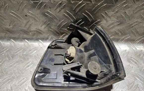 Nissan Sunny Front indicator light 6R01352 IKI5183