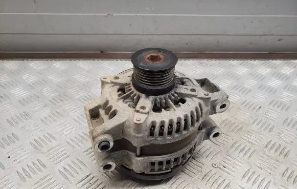 Jeep Grand Cherokee Generator/alternator P04801835AB 04801835AB