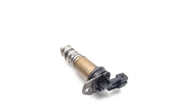 BMW 1 E81 E87 Camshaft vanos timing valve 7584115