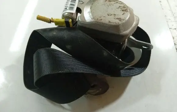 Toyota Corolla Verso AR10 Front seatbelt 0433085