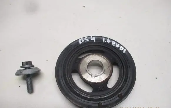 Citroen DS4 Crankshaft pulley 0515 L0