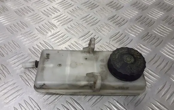 Citroen C4 I Brake fluid reservoir 0204224574