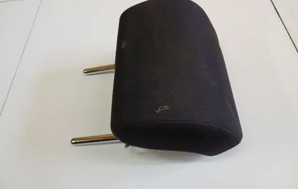 Skoda Octavia Mk2 (1Z) Front seat headrest 