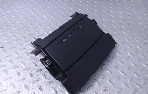 Audi A8 S8 D4 4H Cigarette lighter rear 4H0864051B