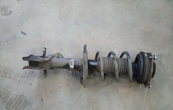 Nissan Pulsar Front shock absorber/damper