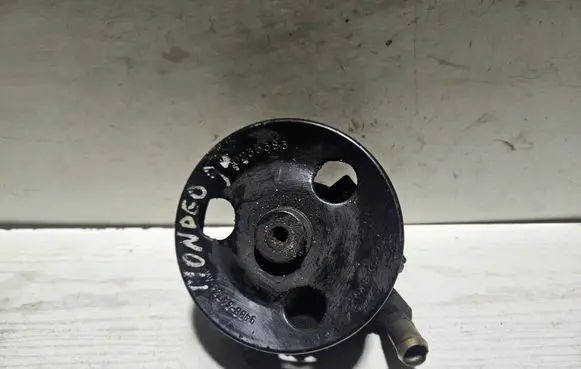 Ford Mondeo MK I Power steering pump 94BB3A733AA 02353S3