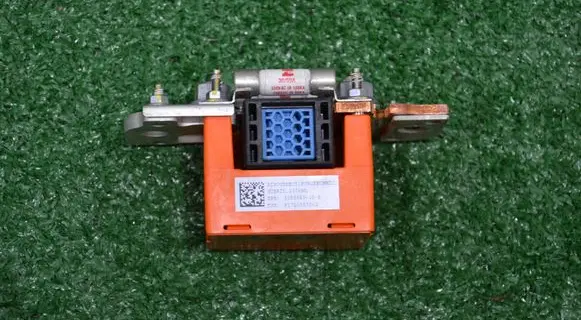 Tesla Model X Fuse 105636700E