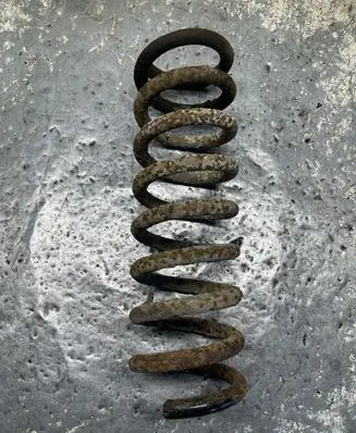 Mercedes-Benz E W210 Front coil spring