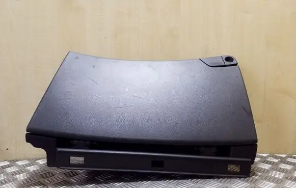 Hyundai i40 Glove box set 845433Z900