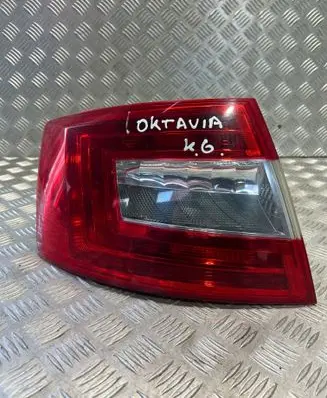 Rear/tail lights