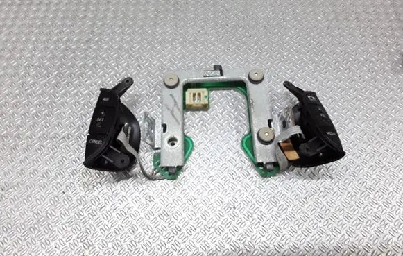 Lincoln LS Steering wheel buttons/switches 