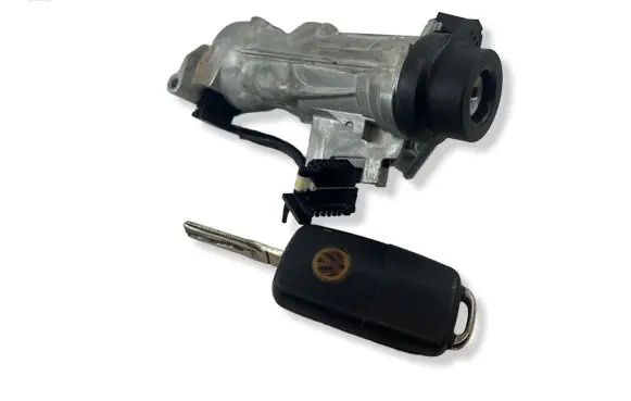 Volkswagen Touran I Ignition lock 1K0905851B