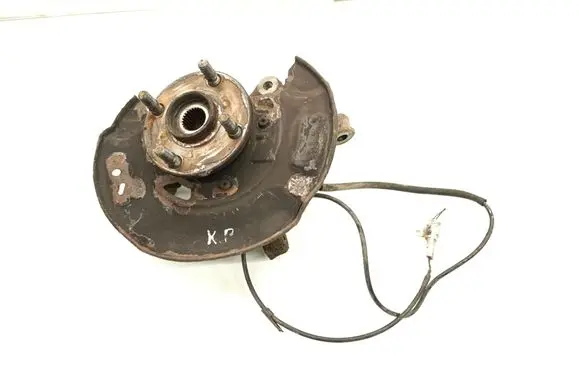 Toyota Yaris Front wheel hub