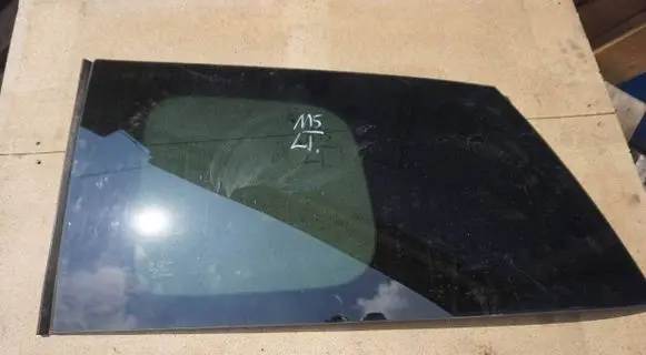 Mazda 5 Rear side window C51363950C