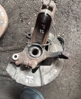 Volvo XC60 Front wheel hub 7G913K170M