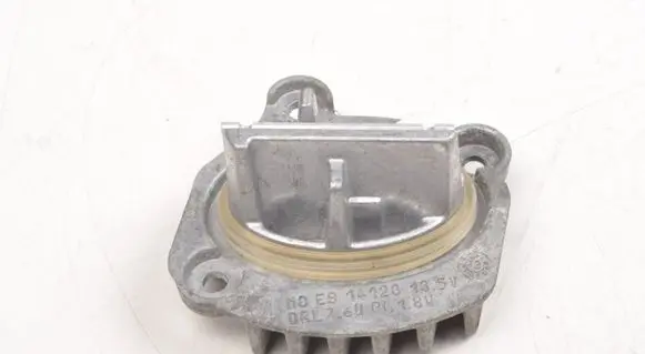 BMW 2 F22 F23 Voltage converter/converter module 