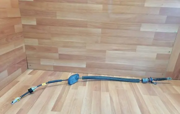 Gear shift cable linkage
