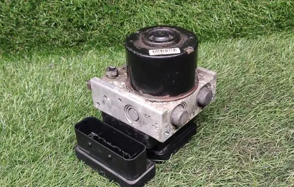 Opel Zafira B ABS Pump 13246534BK