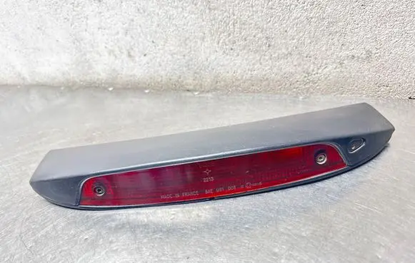 Saab 9000 CS Third/center stoplight E2025049