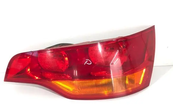 Audi Q7 4L Rear/tail lights