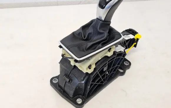 Gear shifter/selector
