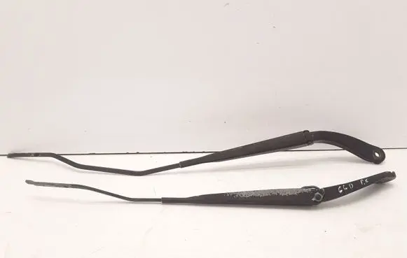 Renault Megane II Front wiper blade arm 8200417219 8200417218
