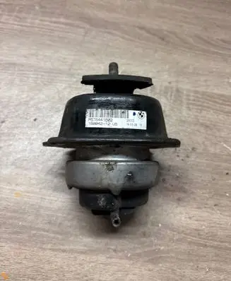 BMW X5 E70 Engine mount bracket P678441602 16004212