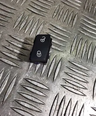 Volkswagen Touran I Central locking switch button 1T0962125B