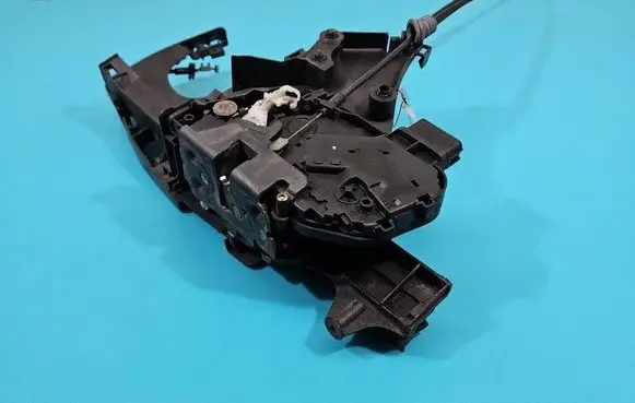Volvo V50 Front door lock 30699441 IMPRK1465669