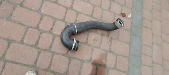 Opel Insignia A Intake resonator 