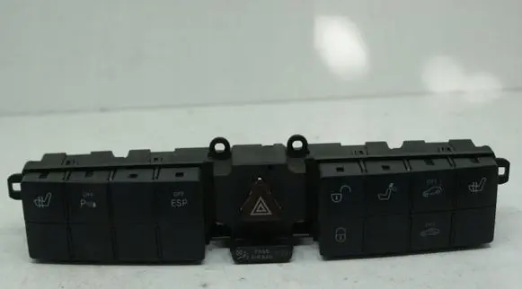 Mercedes-Benz C W203 Tailgate/trunk/boot open switch 2038212210
