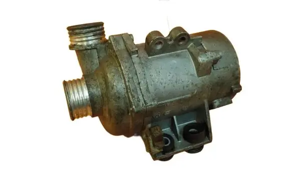 BMW 3 E90 E91 Water pump 4XZ4