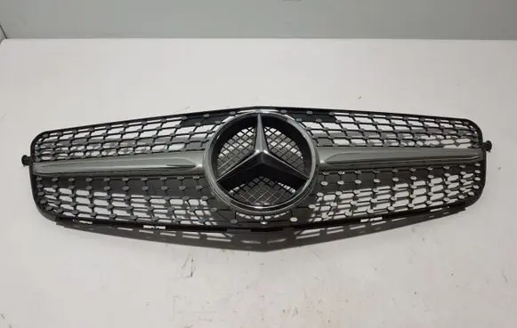 Mercedes-Benz GLA H247 Front grill A2478807008