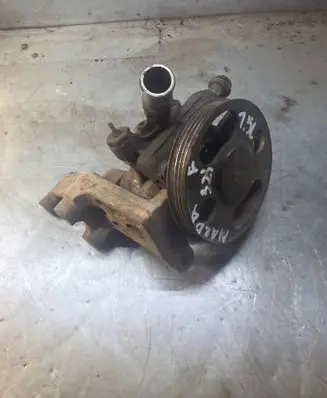 Mazda 323 F Power steering pump 