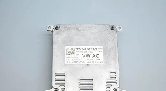 Volkswagen Tiguan Xenon control unit/module 7P5941572AG