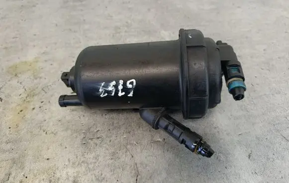 Opel Vectra C Fuel filter housing