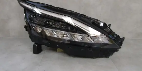 Nissan Qashqai J12 Headlight/headlamp 1008D02G 36066