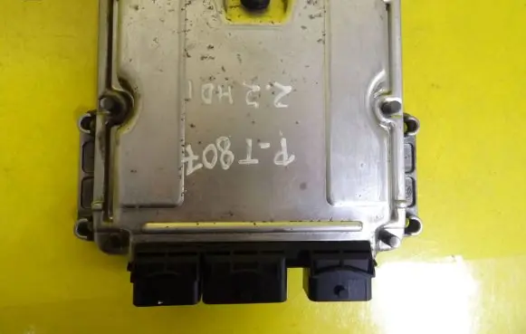 Peugeot 807 Engine control unit/module 0281011363 9652590280