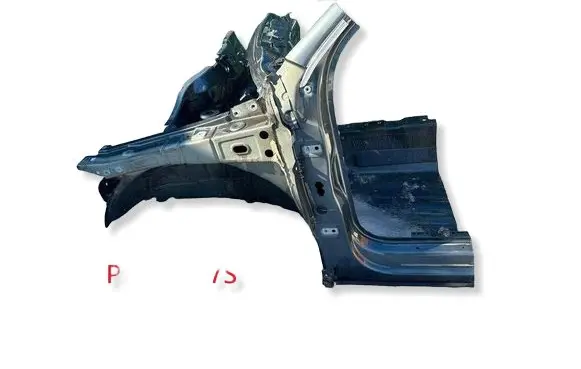 Audi Q3 8U Front quarter panel 
