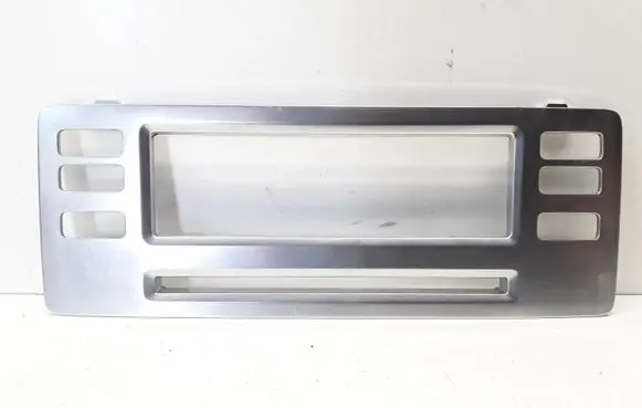 Volvo S80 Radio/GPS head unit trim 30643648