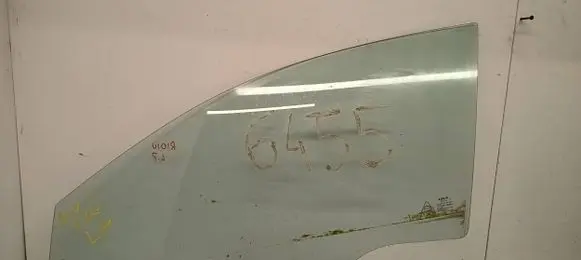KIA Rio Front door window glass four-door