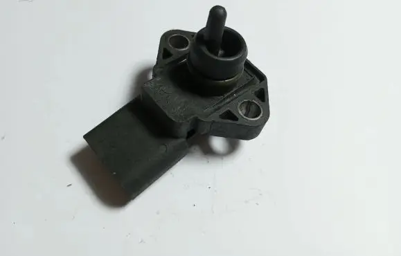Volkswagen PASSAT B6 Air pressure sensor 038906051 0281002177