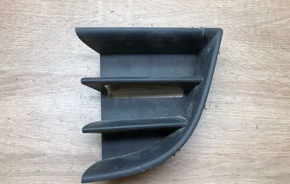 Skoda Octavia Mk2 (1Z) Front bumper lower grill 1Z0843665C