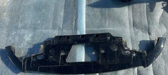 Land Rover Range Rover Velar Front bumper lip J8A217F775BC
