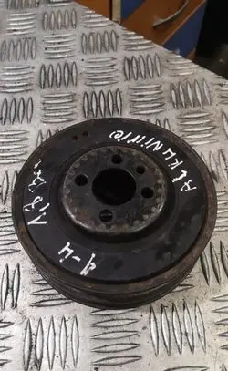 Audi A4 S4 B5 8D Crankshaft pulley 058105251e