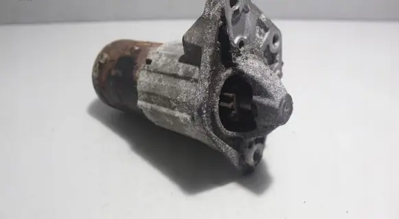 Opel Vivaro Starter motor