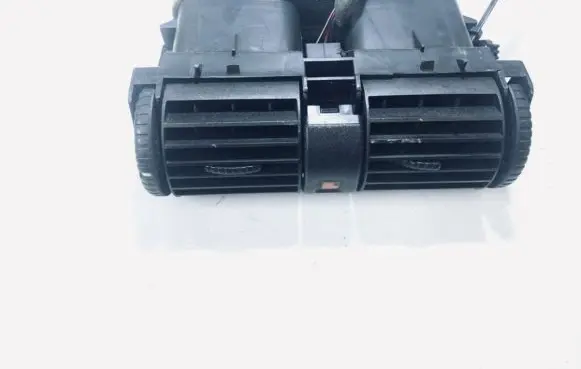 Opel Astra G Dash center air vent grill 90560344